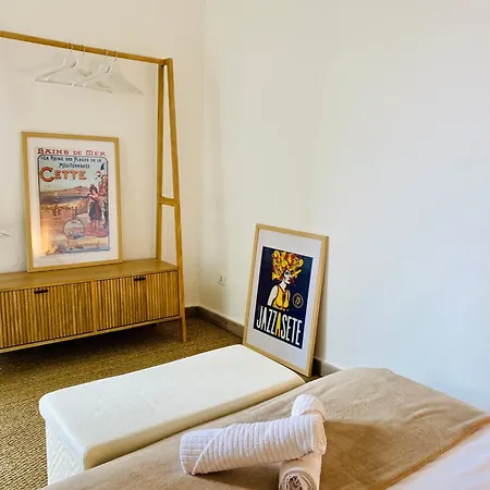 Superbe T2 Coté Gare Parking Clim Wifi Terrasse ! Appartement *